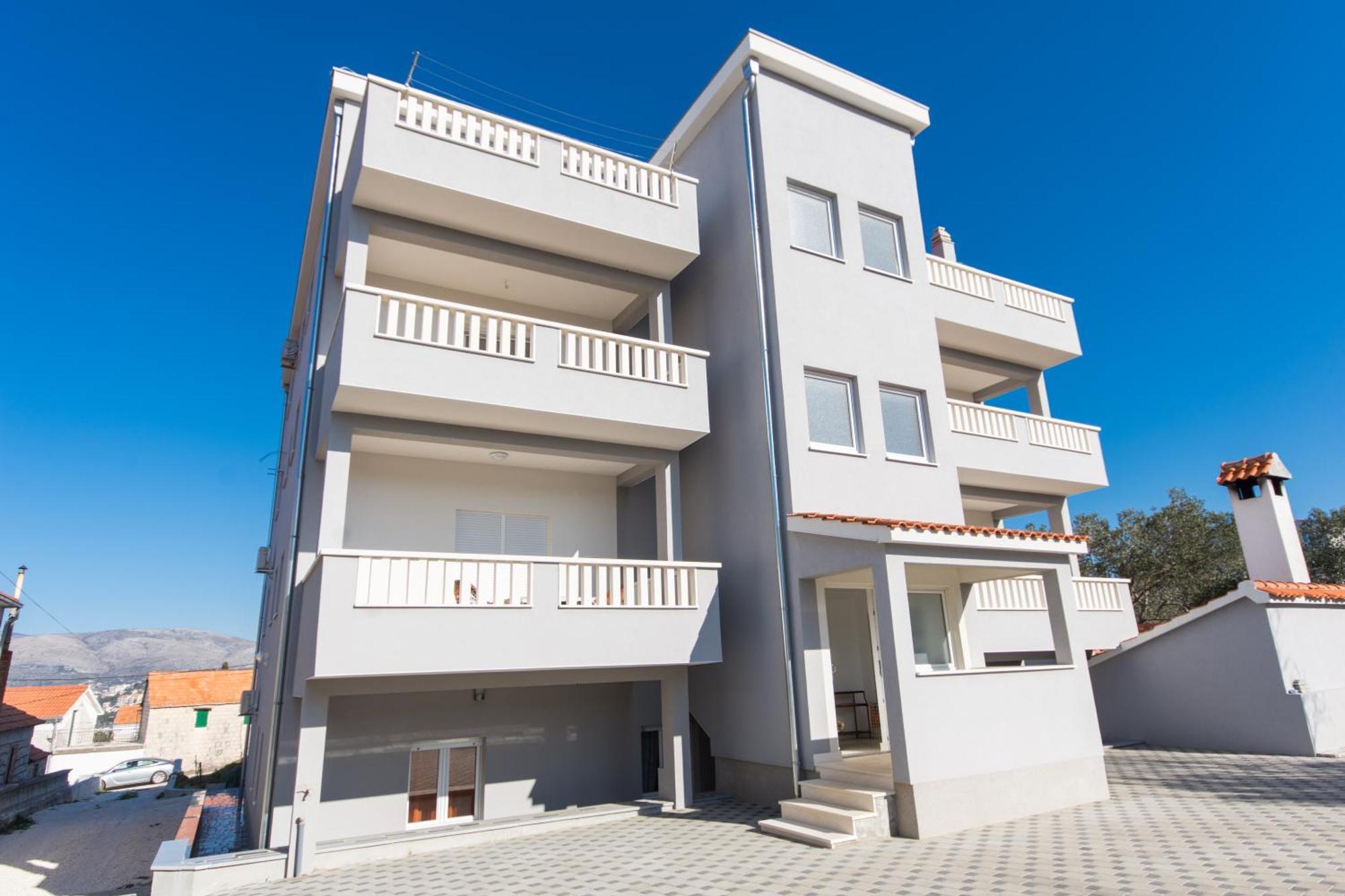 Villa Toncica โตรกีร์ ภายนอก รูปภาพ