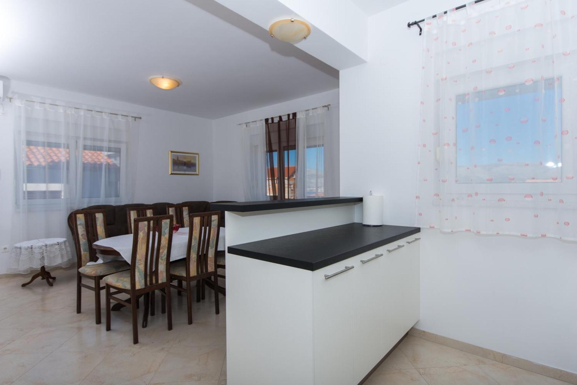 Villa Toncica โตรกีร์ ภายนอก รูปภาพ