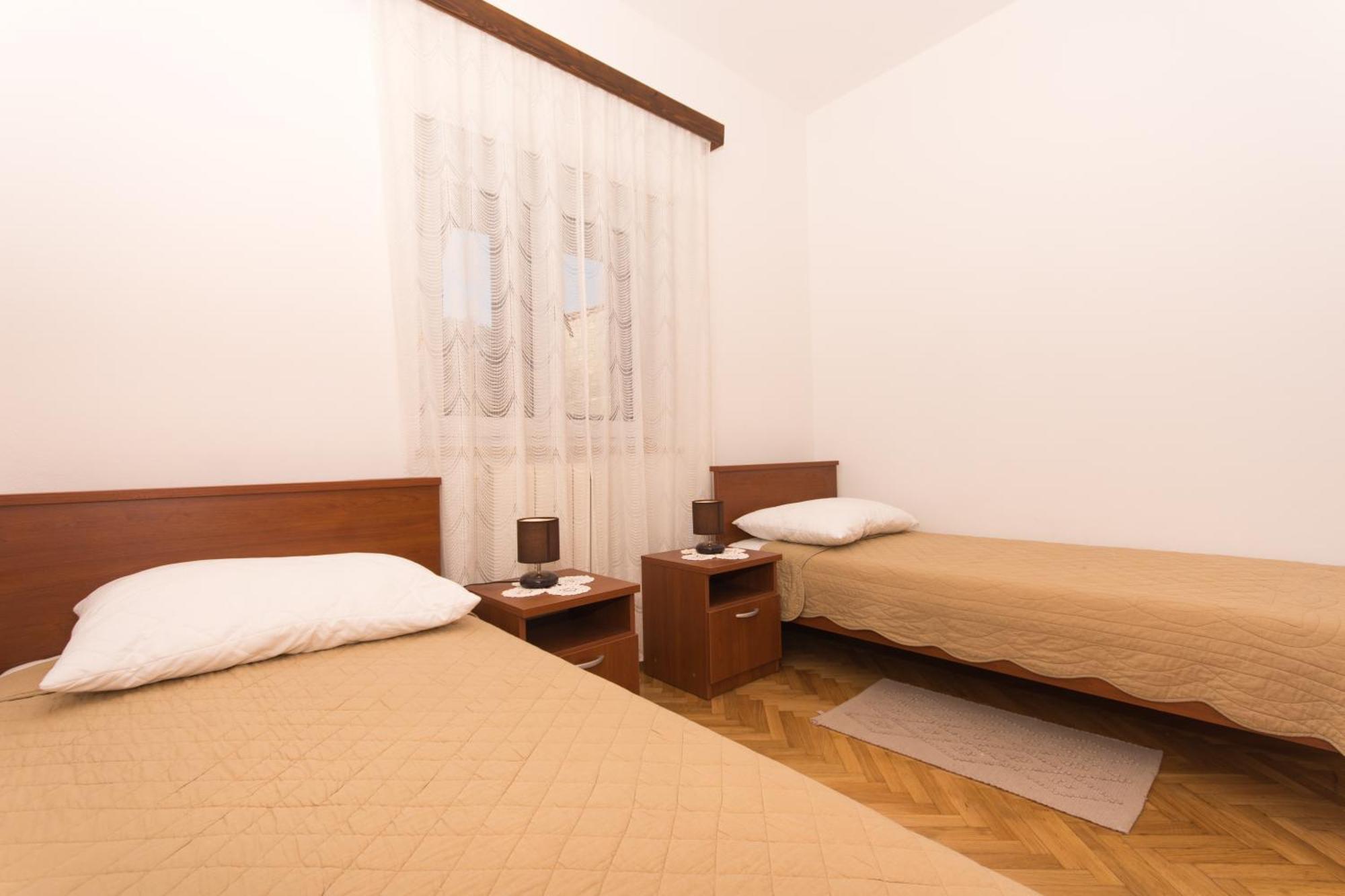 Villa Toncica โตรกีร์ ภายนอก รูปภาพ